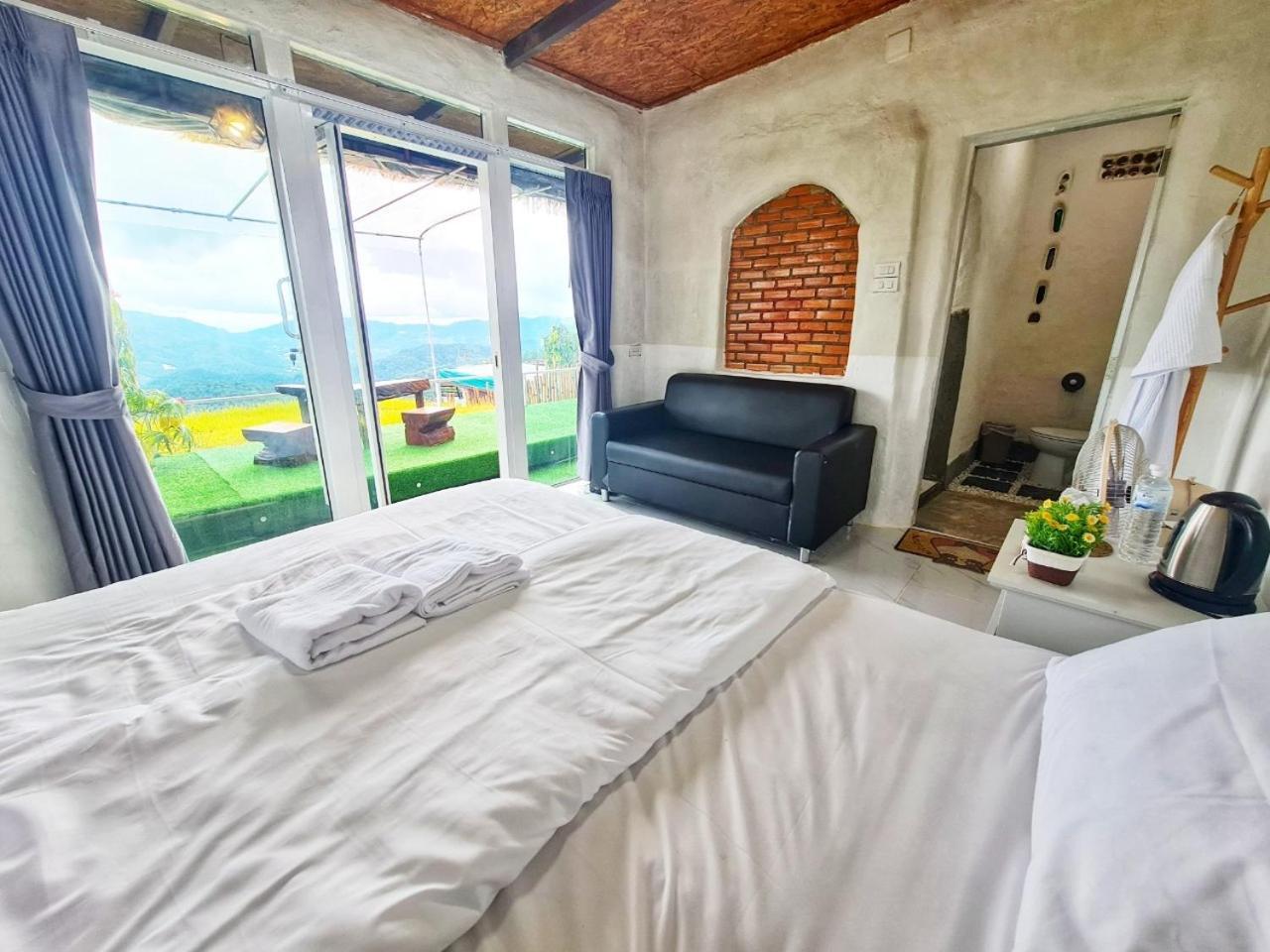 แสงเหนือแคมป์ปิ้งม่อนแจ่ม Hotel Ban Mae Raem Kültér fotó